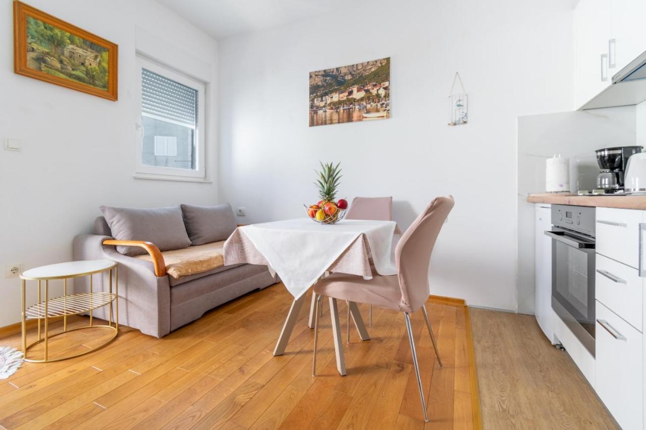 Mary Apartment Makarska